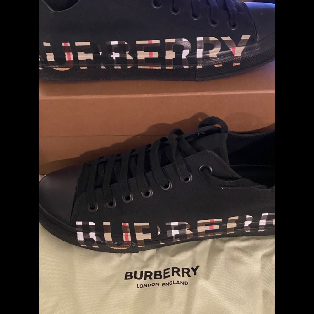 Burberry sneaker